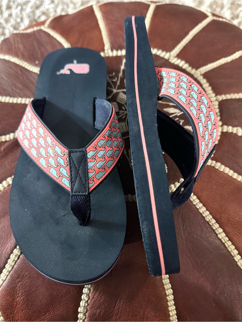 Vineyard Vines Whale Sandals Flip-flops 8